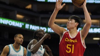 中国男篮在长沙开启热身赛，杨瀚森8日同球队会合